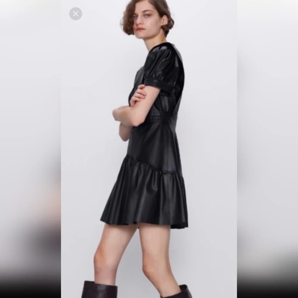 Zara black faux leather ruffled mini - Picture 4 of 9